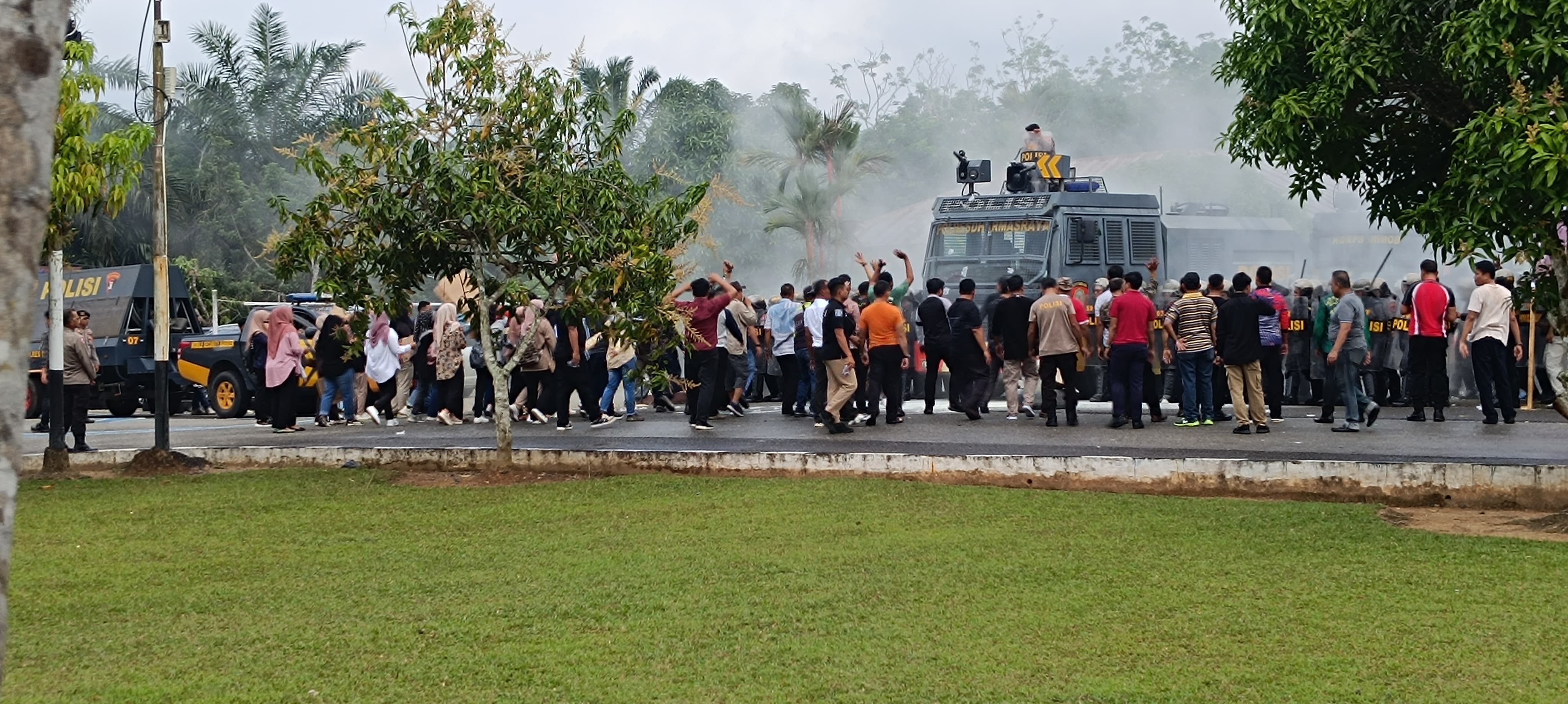 Polres Dharmasraya Gelar Simulasi Sispamkota Jelang Pilkada Serentak 2024