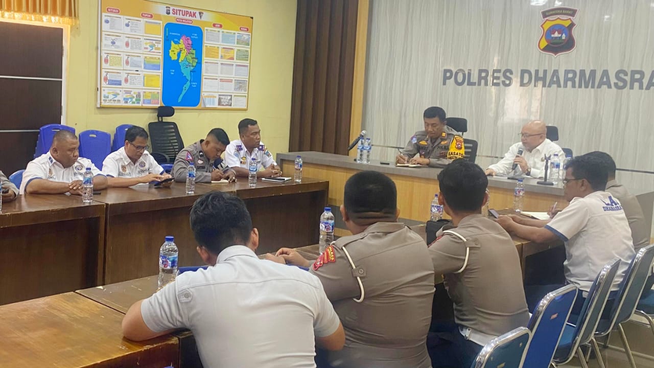 Pembatasan Lintasan Truk di Pagi Hari, Satlantas Polres dan Dishub Dharmasraya Gelar Rapat Koordinasi Lintas Sektoral