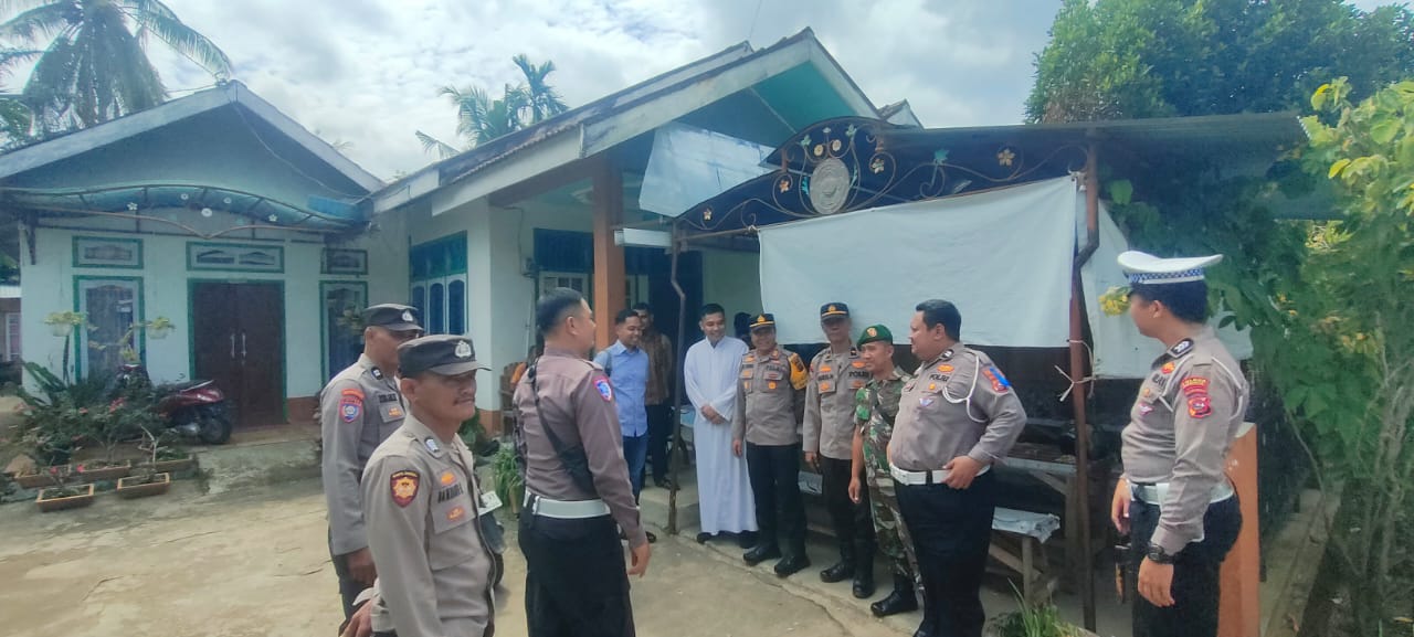 Polres Dharmasraya Turunkan Personel  Amankan Ibadah Natal