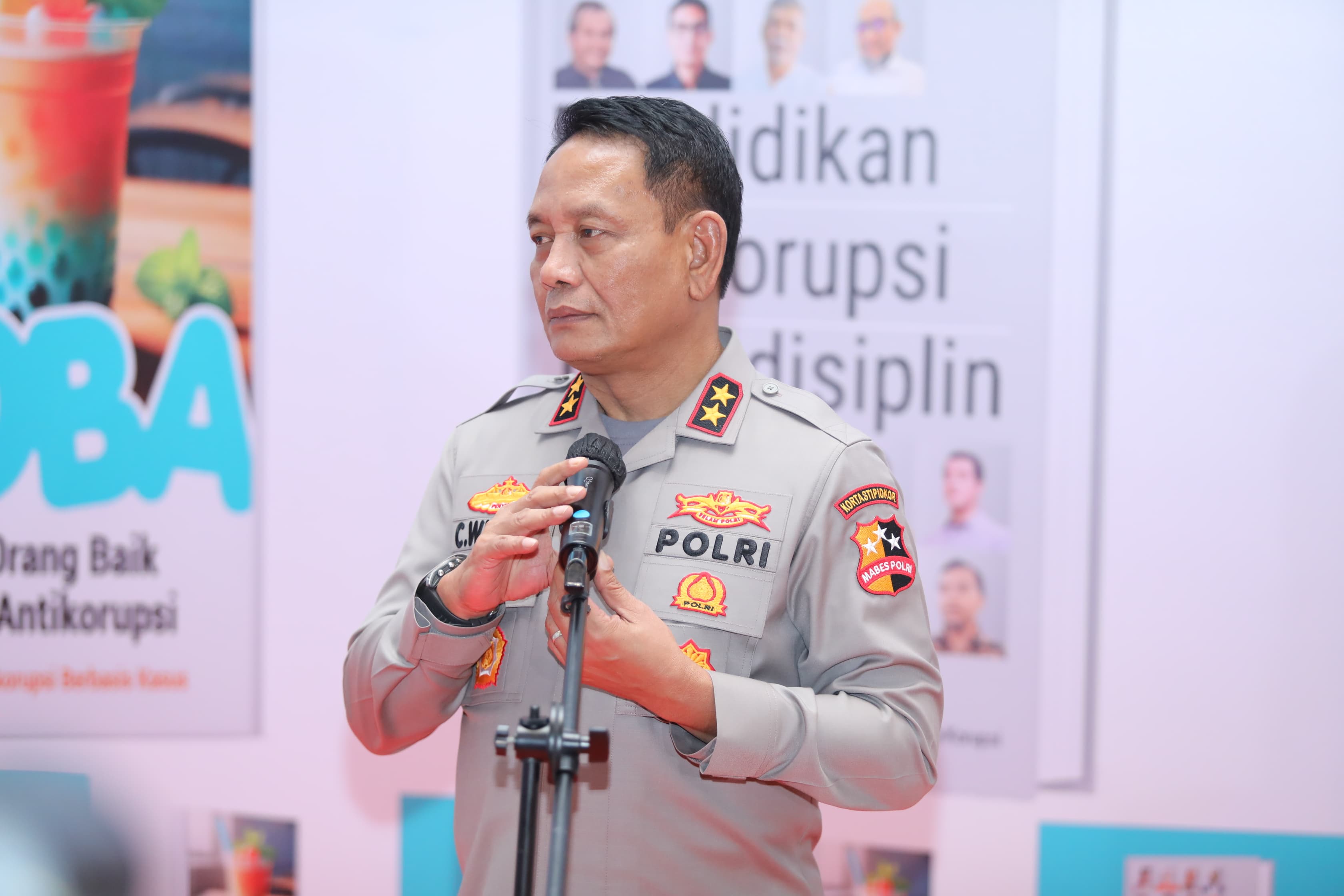 Kapolri Tegaskan Komitmen Polri dalam Pelayanan dan Perlindungan Masyarakat pada Rapim Polri 2025