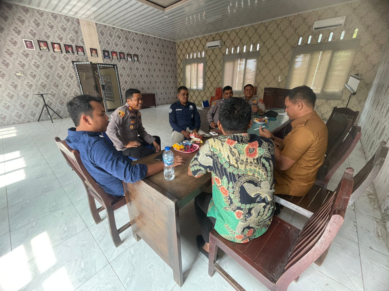 Perkuat Sinergi, Sat Binmas Polres Dharmasraya Sambangi para Wali Nagari Cegah Balap Liar dan Tawuran di Kecamatan Koto Salak