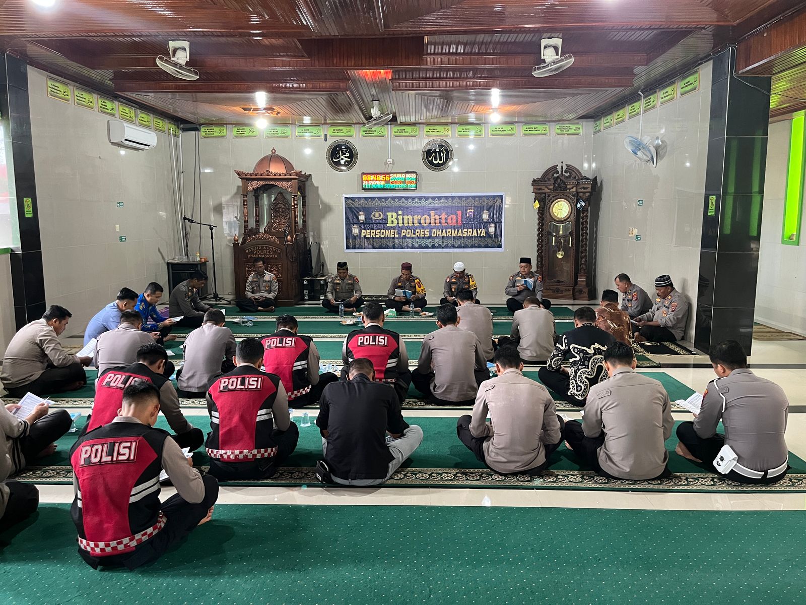 Polres Dharmasraya Yasinan Rutin Sambut Bulan Suci Ramadhan 1446 H dan Tahun 2025