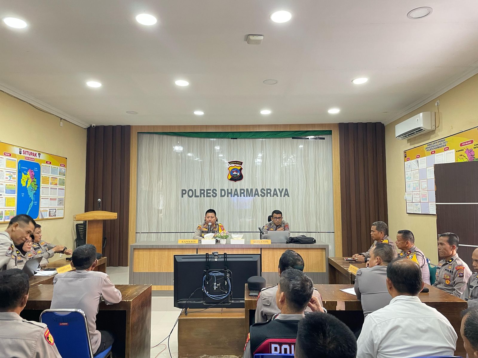 Polres Dharmasraya Terima Kunjungan Tim Itwasda Polda Sumbar dalam Verifikasi dan Wasops Ketupat Singgalang 2025